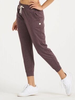 Vuori Performance Joggers Relaxed Sweatpant Everyday Workout Lounge Athleisure M